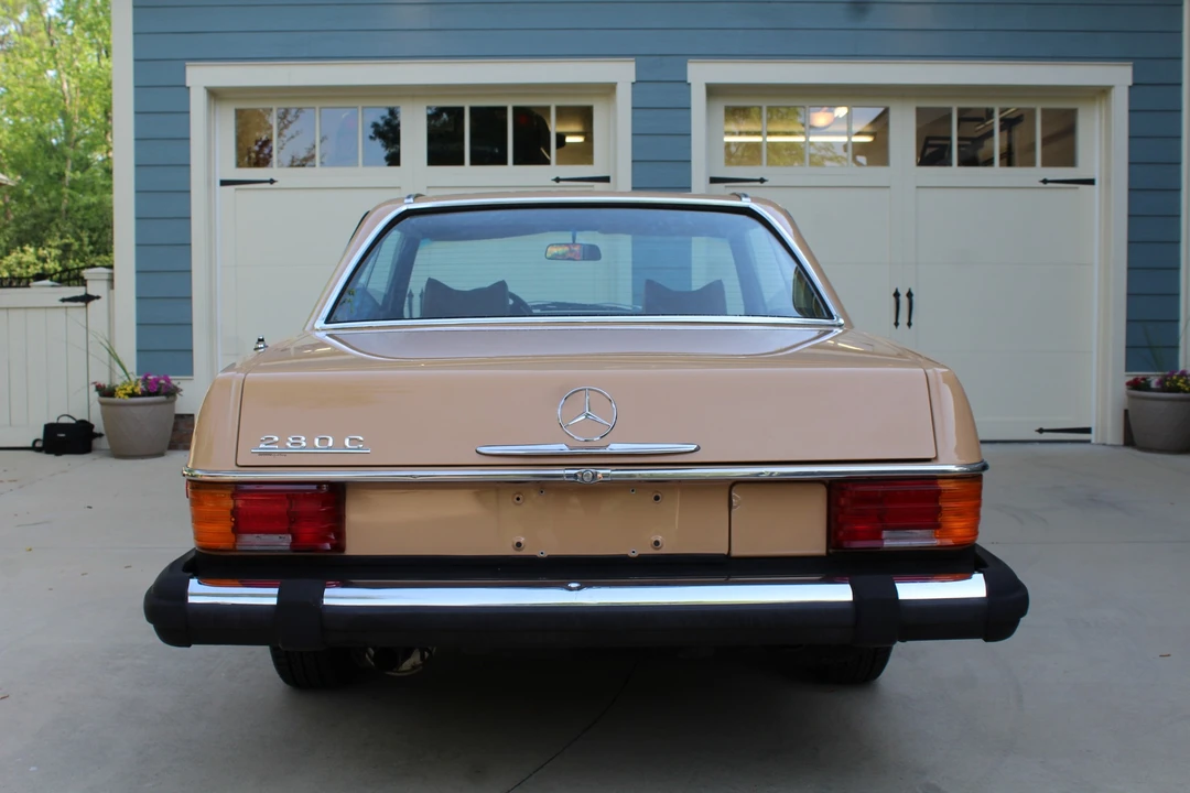 1976 Mercedes-Benz W114 & W115 - Image 9 of 31