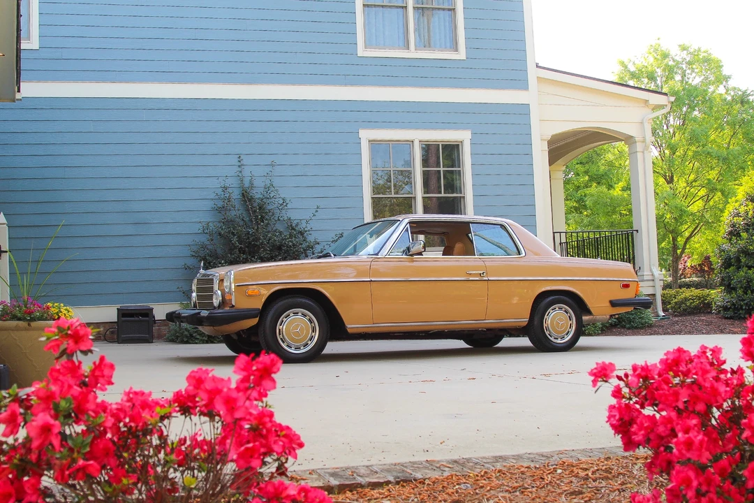 1976 Mercedes-Benz W114 & W115 - Image 16 of 31