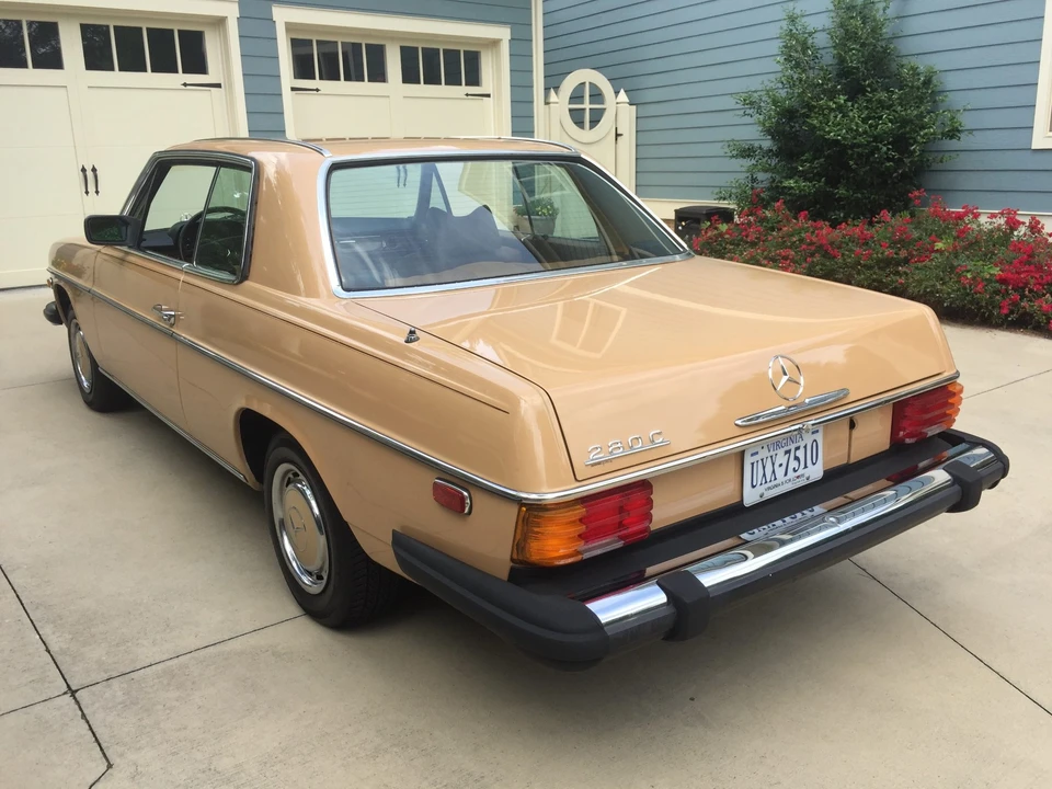 1976 Mercedes-Benz W114 & W115 - Image 7 of 31