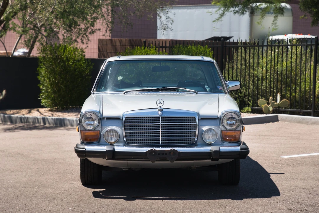 1976 Mercedes-Benz W114 & W115 - Image 5 of 31