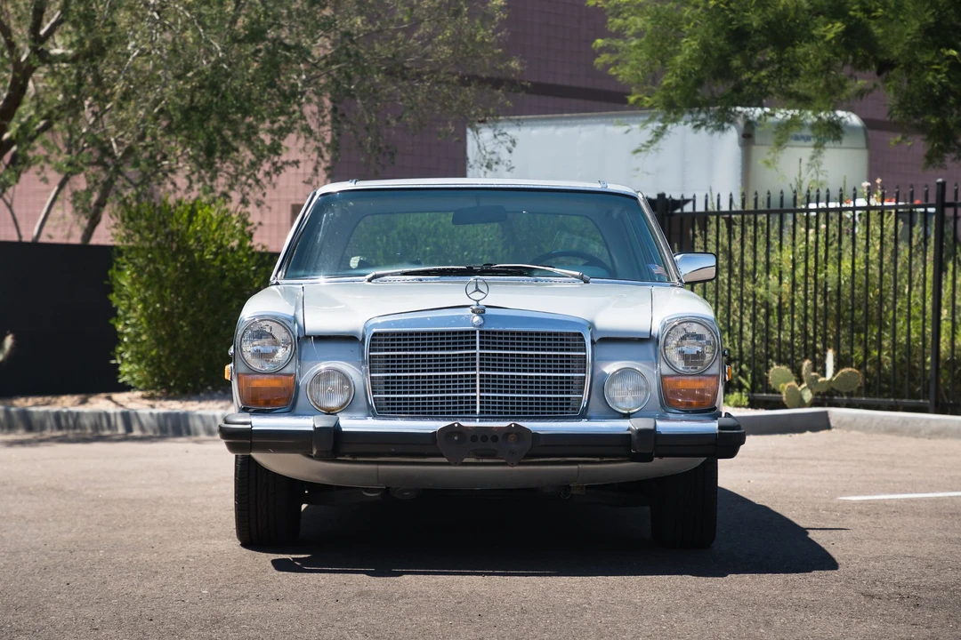 1976 Mercedes-Benz W114 & W115 - Image 6 of 31