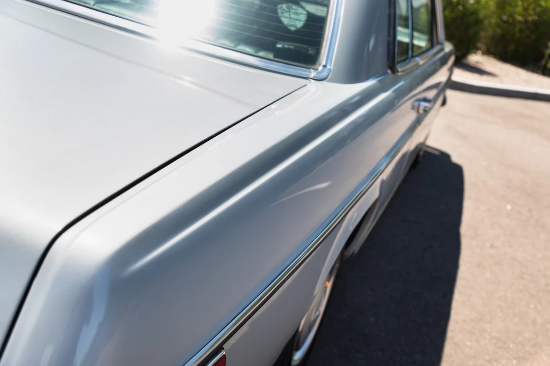 1976 Mercedes-Benz W114 & W115 - Image 14 of 31