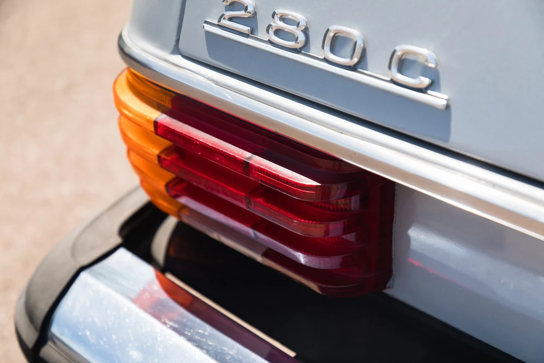 1976 Mercedes-Benz W114 & W115 - Image 27 of 31