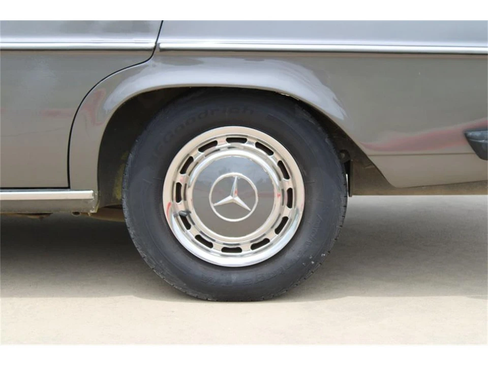 1976 Mercedes-Benz W120 & W121 - Image 30 of 31