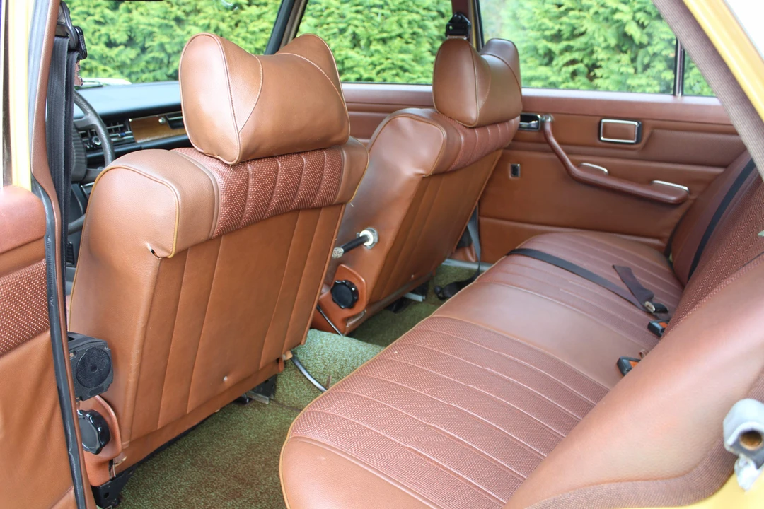 1976 Mercedes-Benz W114 & W115 - Image 29 of 31