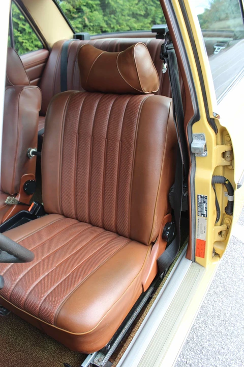1976 Mercedes-Benz W114 & W115 - Image 26 of 31