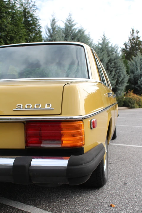 1976 Mercedes-Benz W114 & W115 - Image 18 of 31