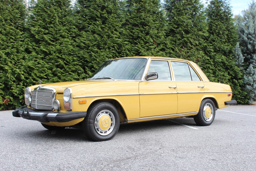 1976 Mercedes-Benz W114 & W115 - Image 10 of 31