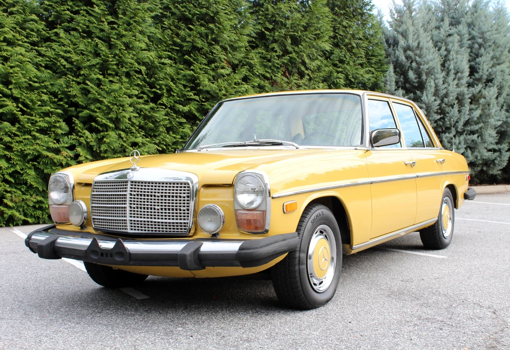 1976 Mercedes-Benz W114 & W115 - Image 11 of 31