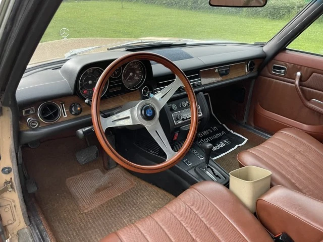 1976 Mercedes-Benz W114 & W115 - Image 21 of 24