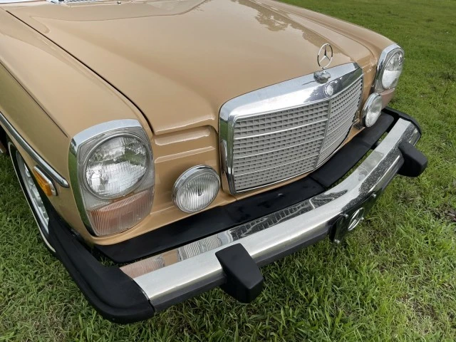 1976 Mercedes-Benz W114 & W115 - Image 16 of 24