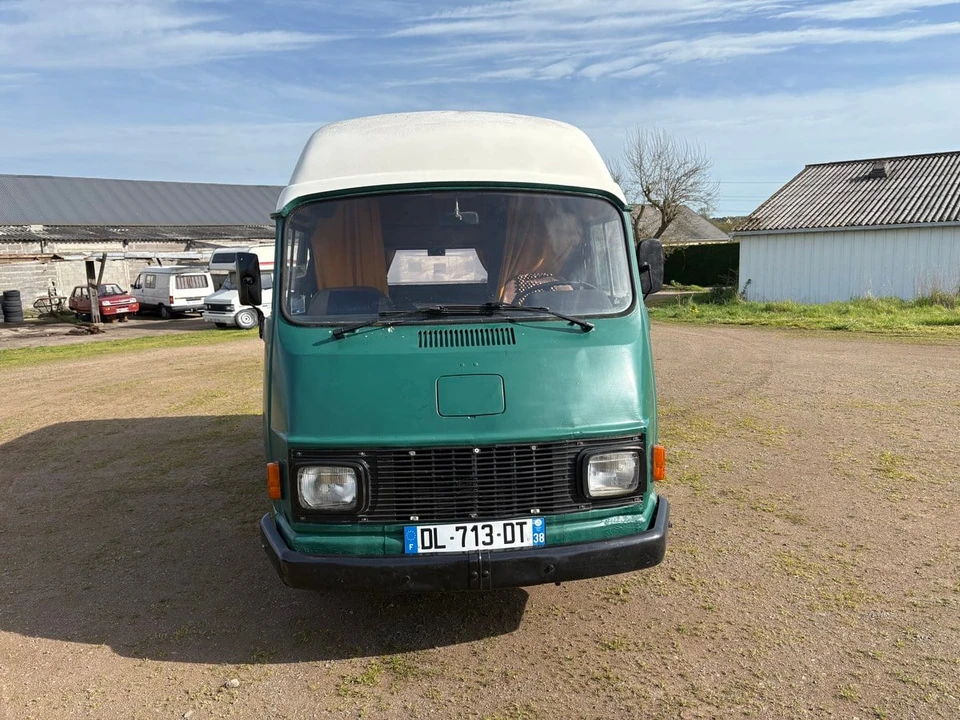 1970 Mercedes-Benz - Image 2 of 30