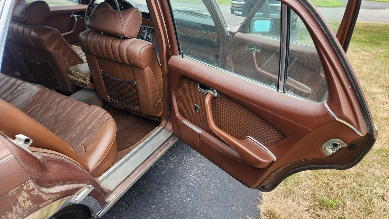 1976 Mercedes-Benz 450SEL - Image 19 of 21