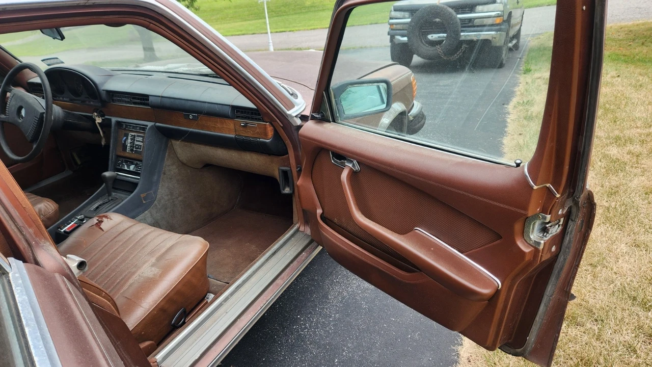 1976 Mercedes-Benz 450SEL - Image 20 of 21