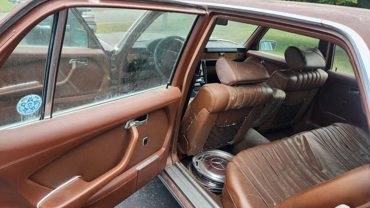 1976 Mercedes-Benz 450SEL - Image 13 of 21