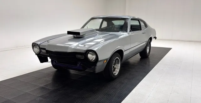 1976 Mercury Comet 2 Door Sedan