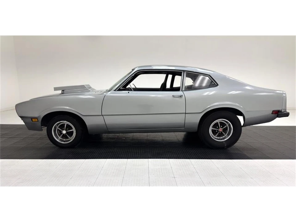 1976 Mercury Comet - Image 2 of 31