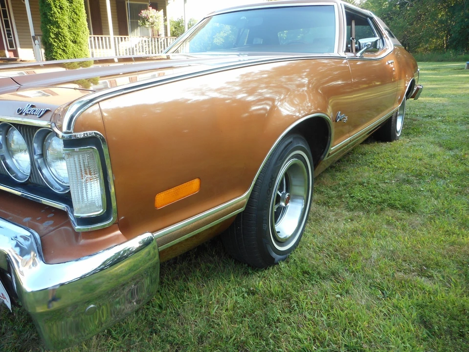 1976 Mercury Cougar 3rd Gen - Image 9 of 21