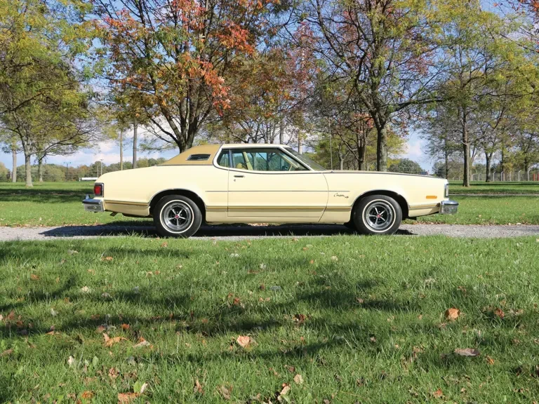 1976 Mercury Cougar 3rd Gen - Image 3 of 26