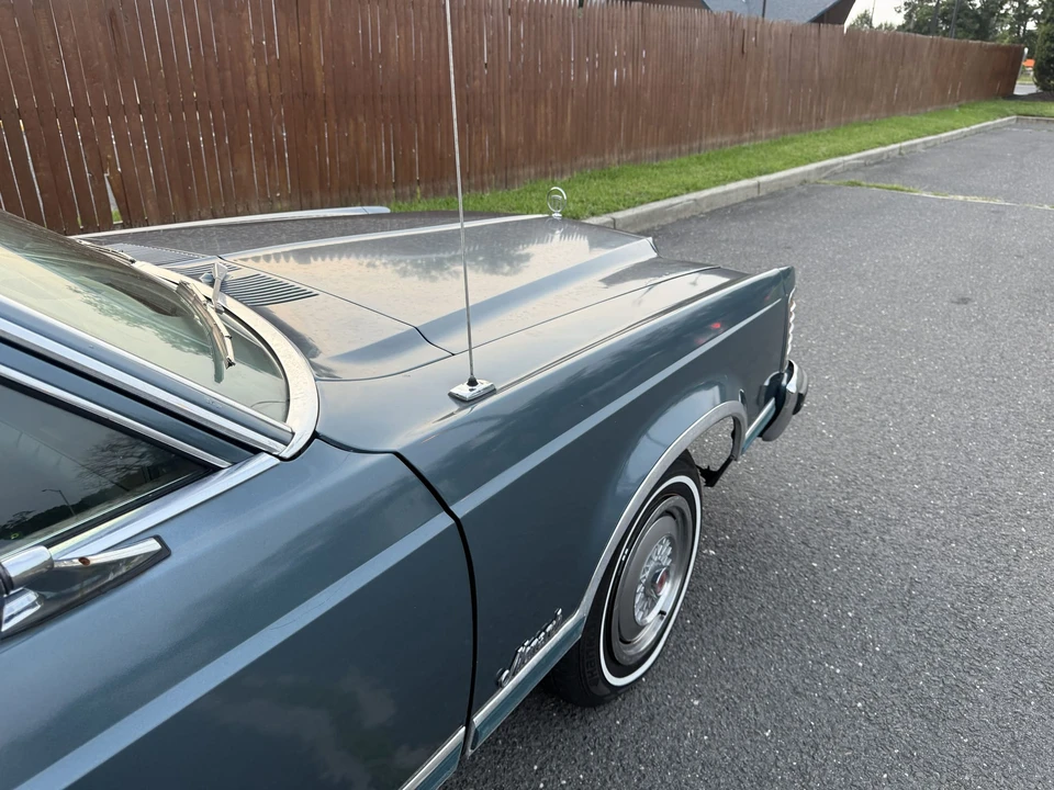 1976 Mercury - Image 18 of 31