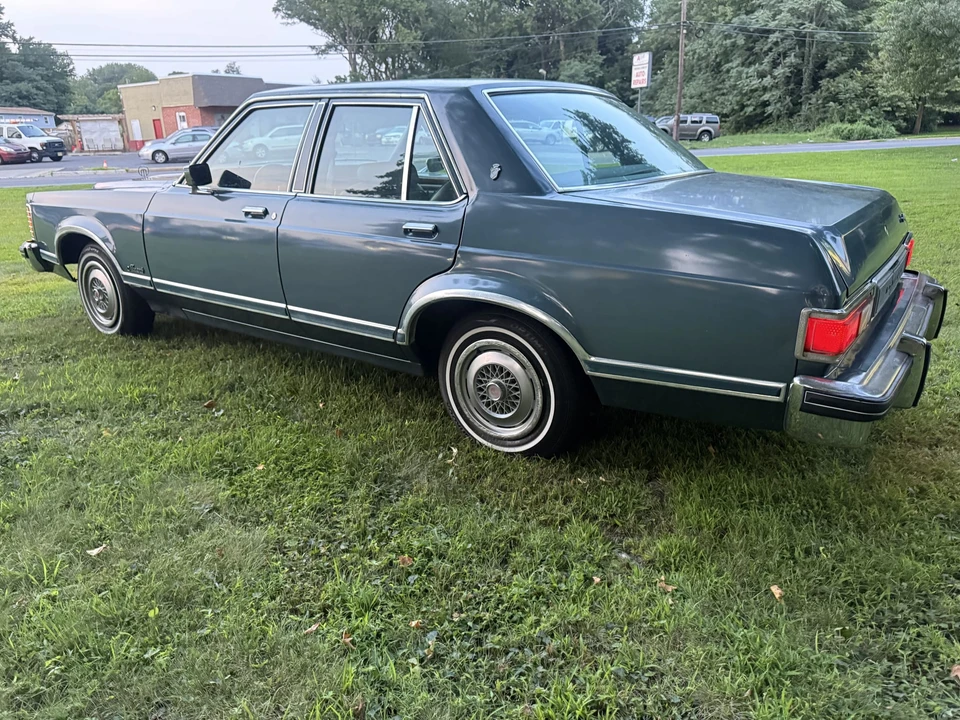 1976 Mercury - Image 5 of 31