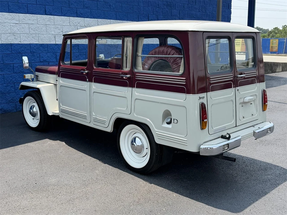 1976 Mitsubishi - Image 9 of 31