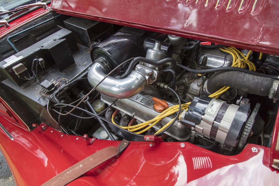 1976 Morgan Plus 8 - Image 30 of 31