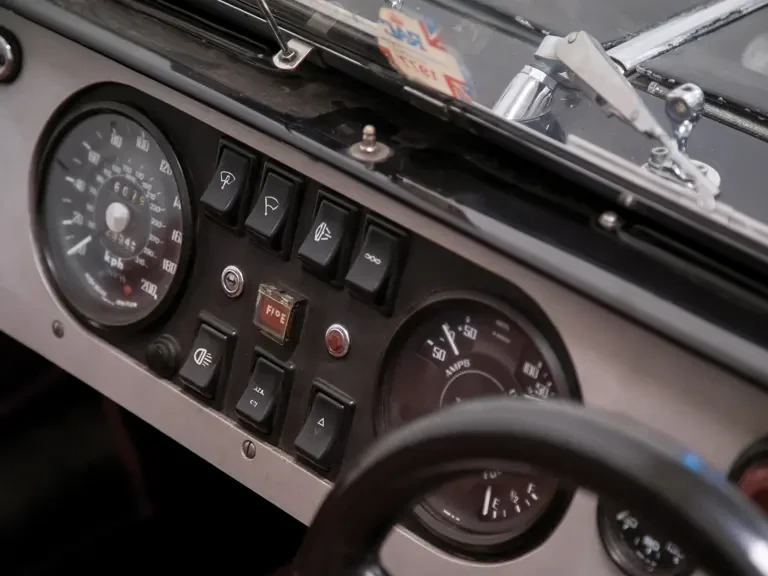1976 Morgan Plus 8 - Image 14 of 30
