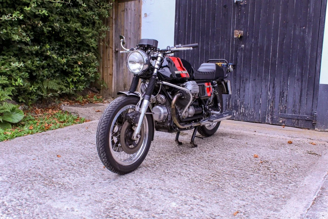 1976 Moto Guzzi Le Mans - Image 2 of 30