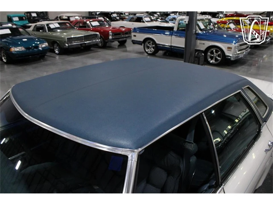 1976 Oldsmobile 98 - Image 24 of 31