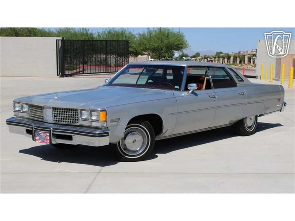 1976 Oldsmobile 98 - Image 3 of 31
