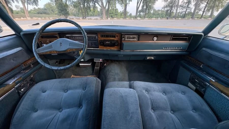 1976 Oldsmobile 98 - Image 6 of 10