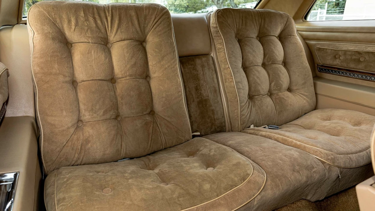 1976 Oldsmobile 98 - Image 9 of 31