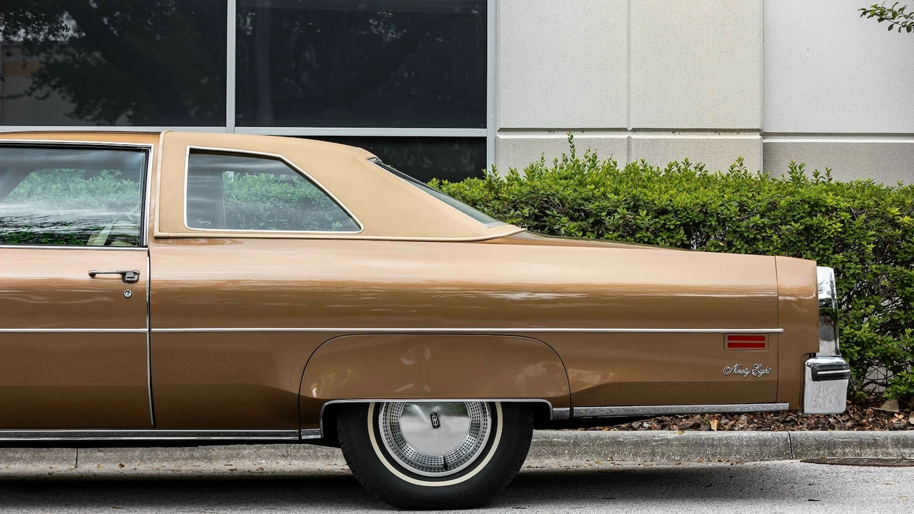 1976 Oldsmobile 98 - Image 24 of 31