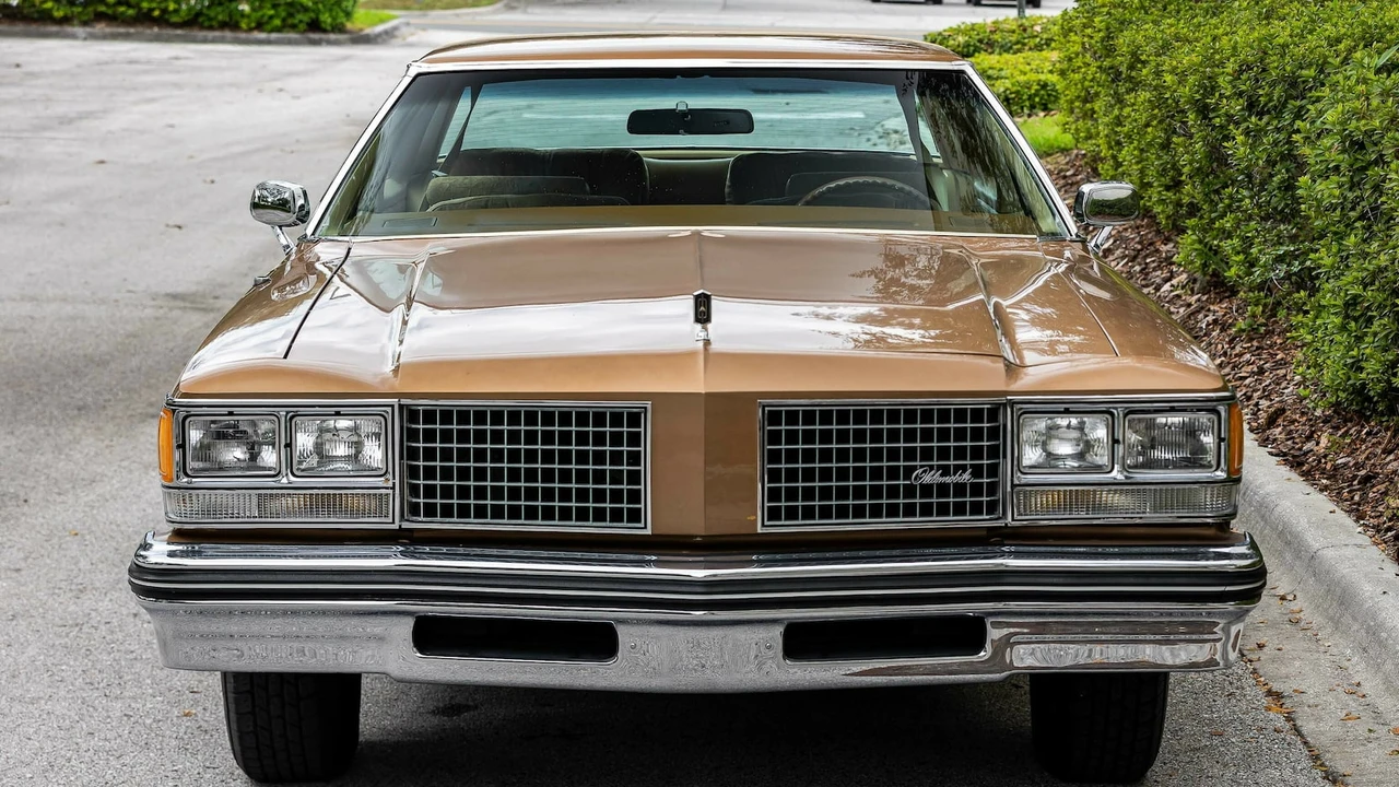 1976 Oldsmobile 98 - Image 25 of 31