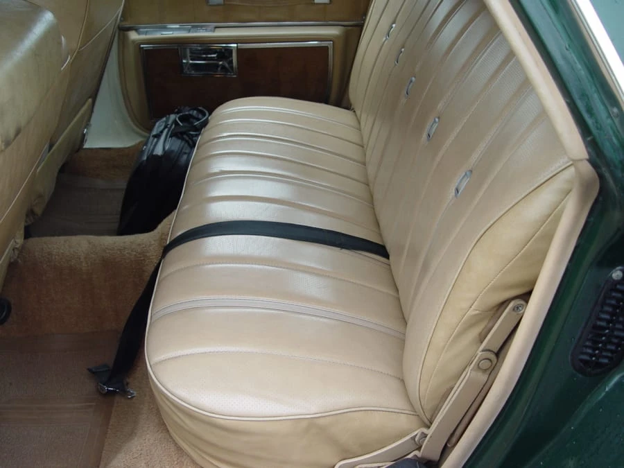 1976 Oldsmobile Custom Cruiser - Image 5 of 7