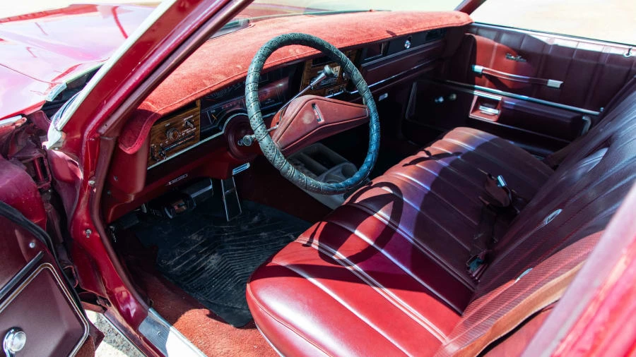 1976 Oldsmobile Custom Cruiser - Image 4 of 14