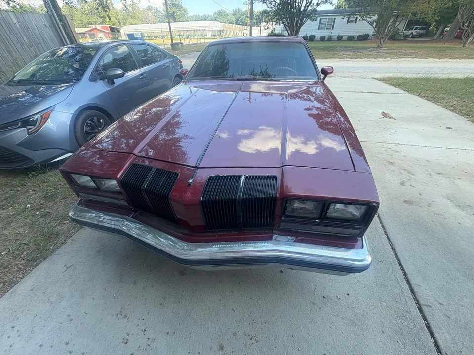1976 Oldsmobile Cutlass 4th Gen - Image 2 of 7