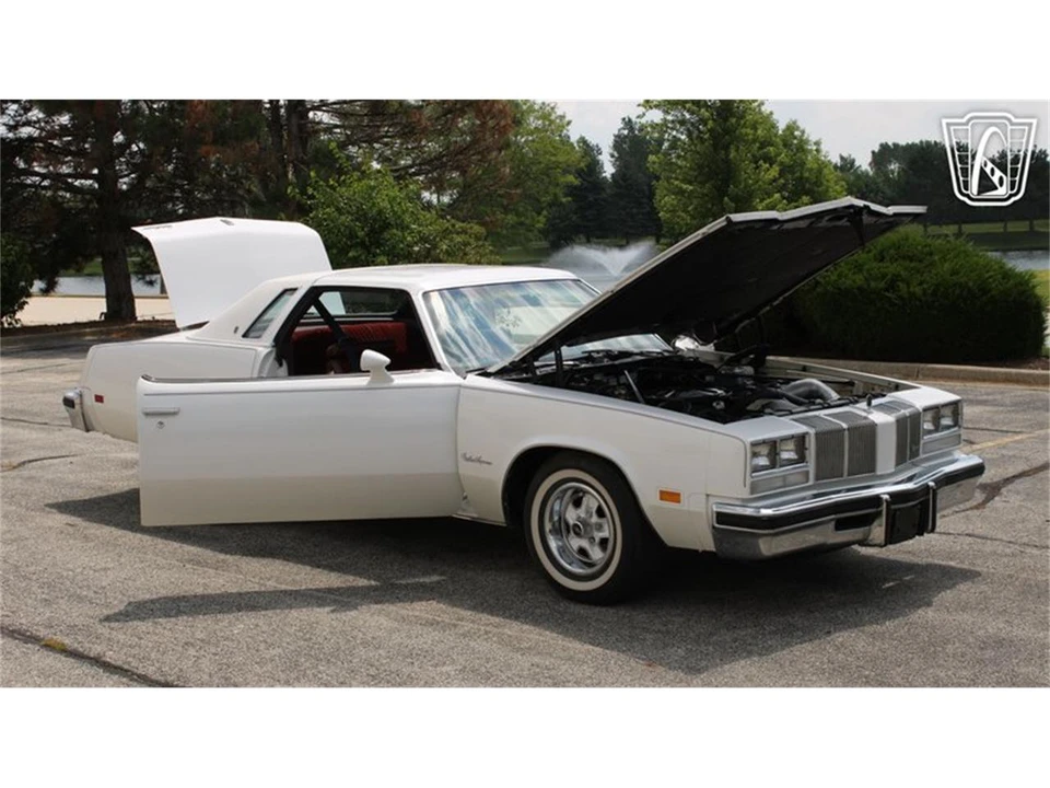 1976 Oldsmobile Cutlass 4th Gen - Image 7 of 31