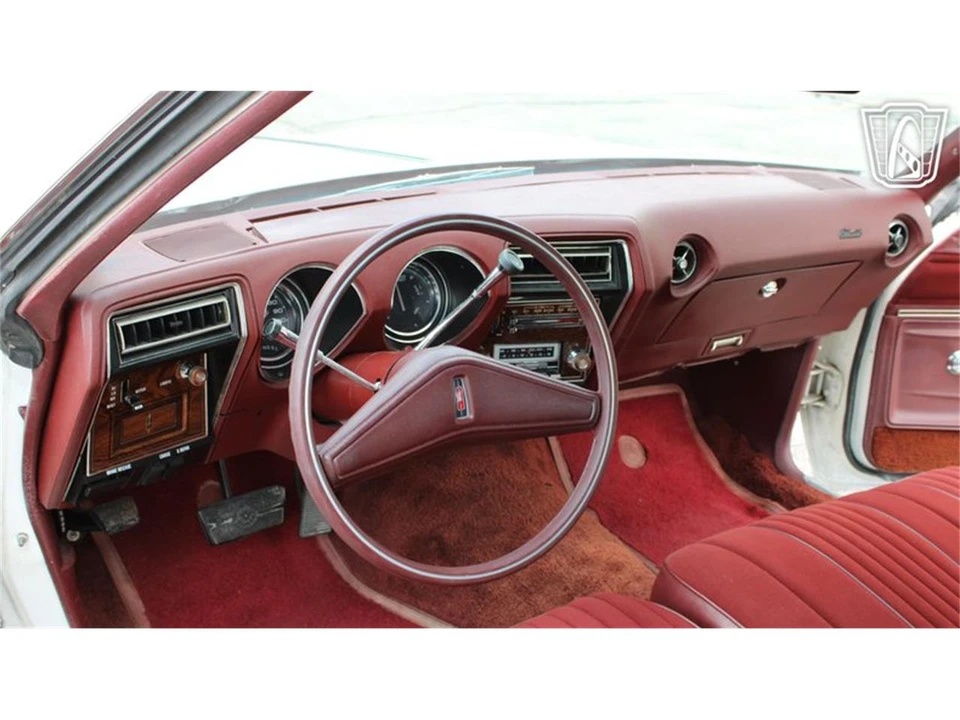 1976 Oldsmobile Cutlass 4th Gen - Image 8 of 31