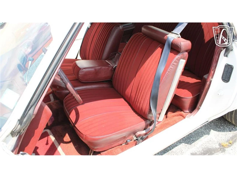 1976 Oldsmobile Cutlass 4th Gen - Image 14 of 31