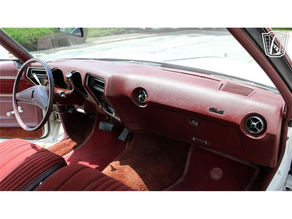 1976 Oldsmobile Cutlass 4th Gen - Image 9 of 31