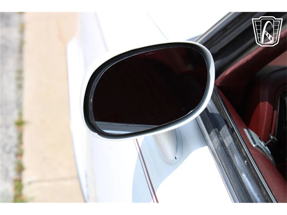 1976 Oldsmobile Cutlass 4th Gen - Image 25 of 31