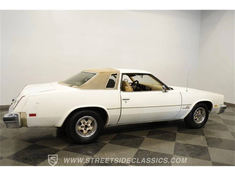 1976 Oldsmobile Cutlass 4th Gen - Image 14 of 31