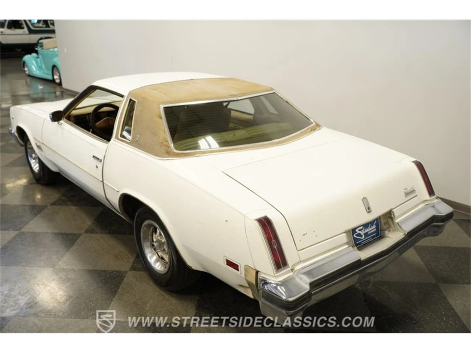 1976 Oldsmobile Cutlass 4th Gen - Image 27 of 31