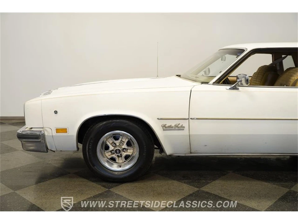 1976 Oldsmobile Cutlass 4th Gen - Image 24 of 31