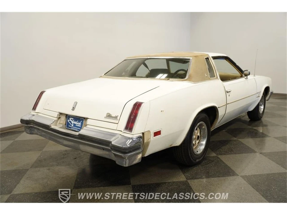 1976 Oldsmobile Cutlass 4th Gen - Image 12 of 31