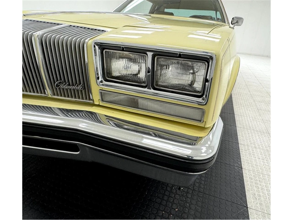 1976 Oldsmobile Cutlass 4th Gen - Image 11 of 31