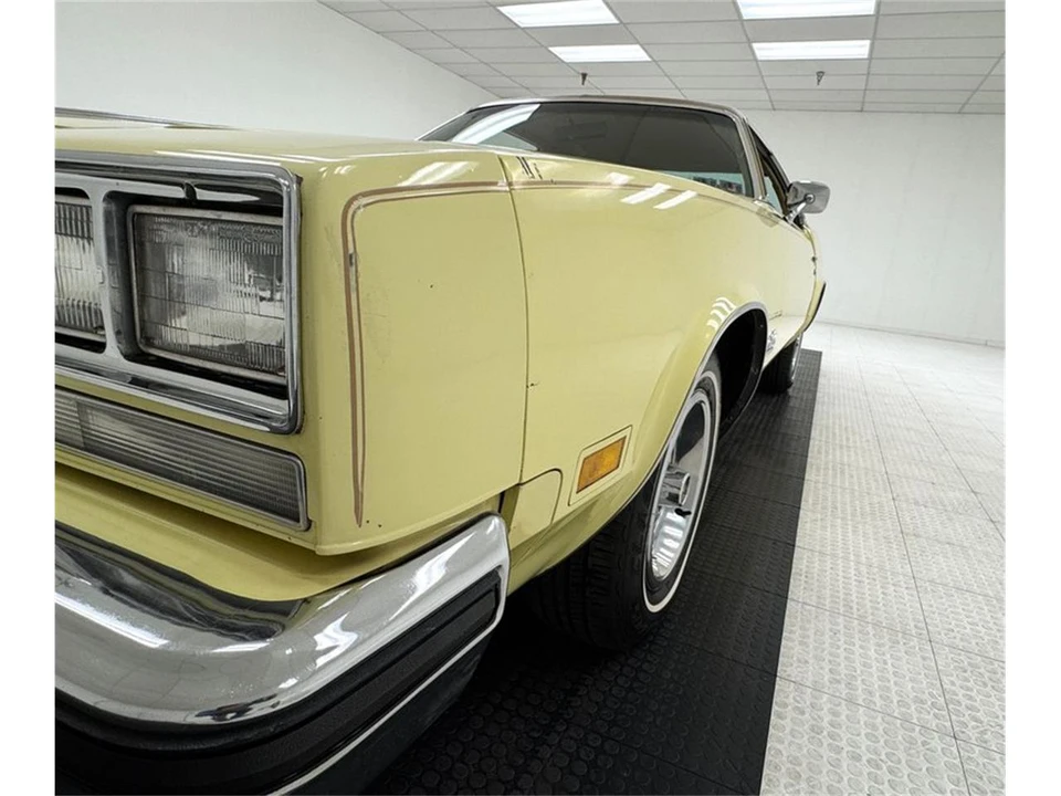 1976 Oldsmobile Cutlass 4th Gen - Image 12 of 31
