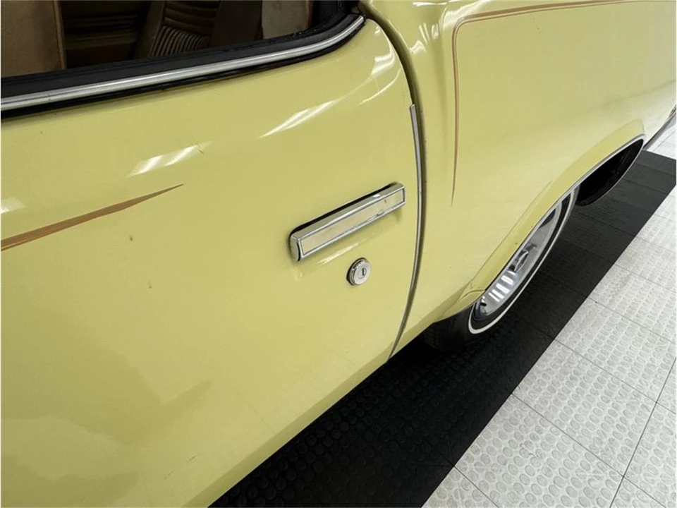1976 Oldsmobile Cutlass 4th Gen - Image 18 of 31